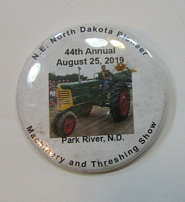 2019 North Dakota Pioneer Machinery Threshing Show Park River ND Pin FREE S/H