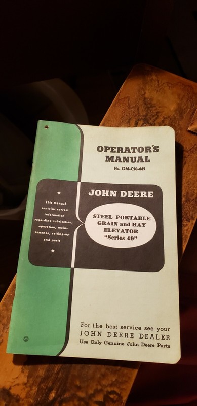 JOHN DEERE Series 40 STEEL Portable Grain and Hay Elevator Operator’s Manual