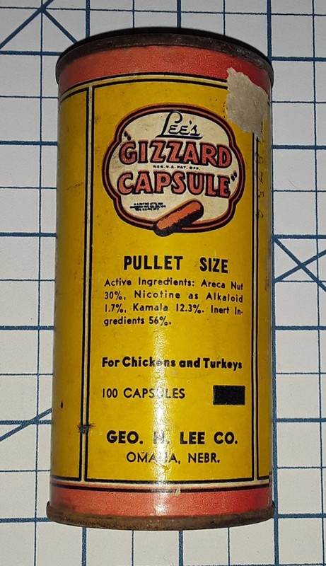NOS c1930 Full Container Lee’s GIZZARD CAPSULE Fiber Box for Chicken’s & Turkey