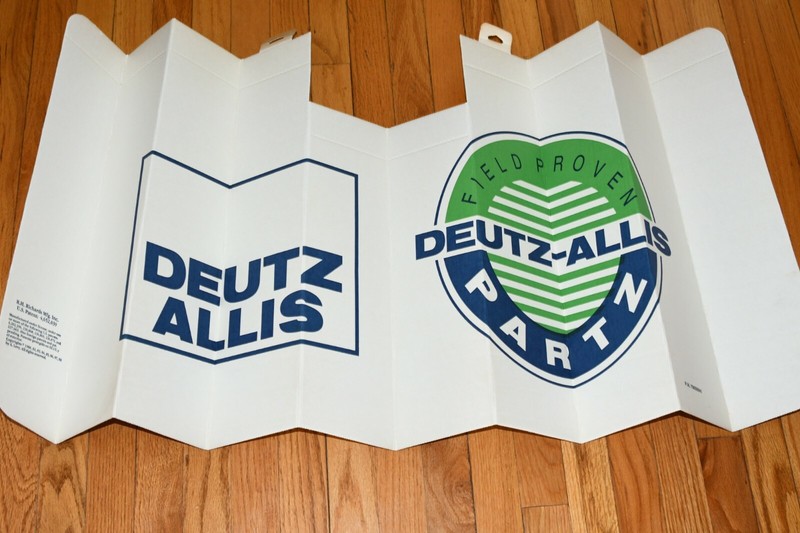 Vtg 1988 Deutz-Allis Advertising Car Truck Sunshade Field Proven Parts Partz