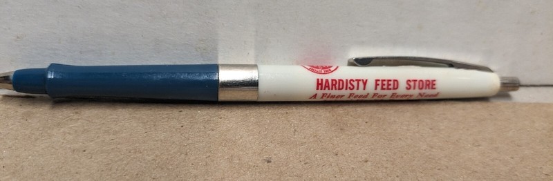 Vintage Hardisty Feed Store Gravity IA Pen Gooch’s Feed Archer Oil Finer Feed