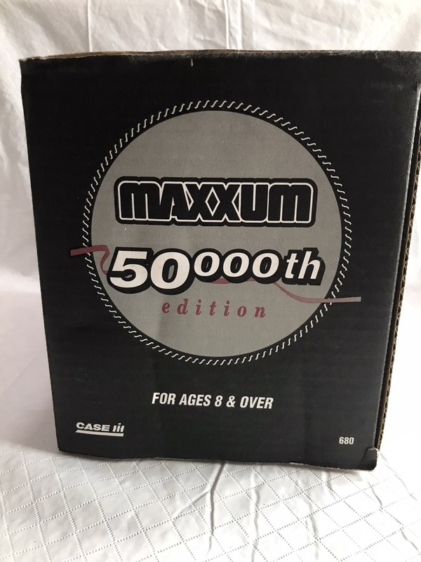 ERTL 1/16 CASE IH International Farmall 5250 MAXXUM SE 50,000TH Tractor NIB gallery