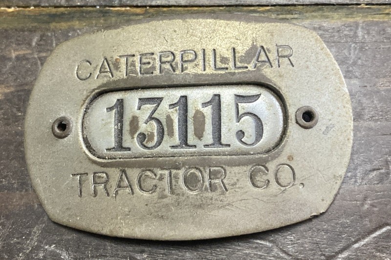 Vtg Caterpillar Tractor Company Employee Badge Pin Back #13115