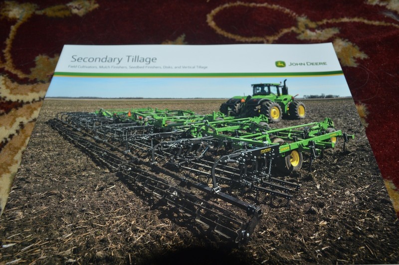 John Deere Secondary Tillage For 2017 Brochure FCCA