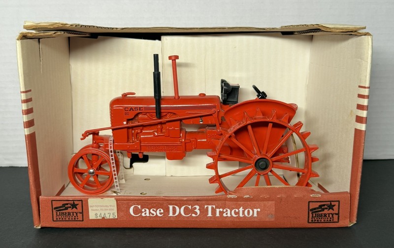 Spec Cast Case DC3 Farm Toy Tractor Special Edition ZJD718 HTF