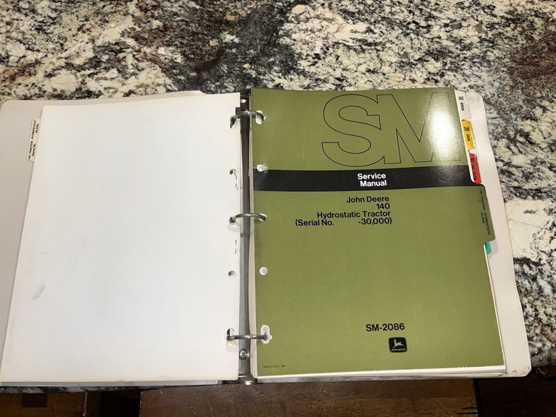 John Deere 140 Tractor Parts Catalog and Technical Manual SM-2086 (Aug-70)