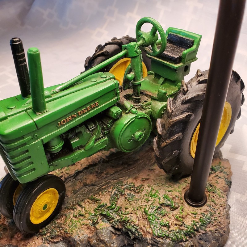 John Deere 1999 Farm Tractor 15.5" Table Lamp Custom Shade,Excellent Condition gallery