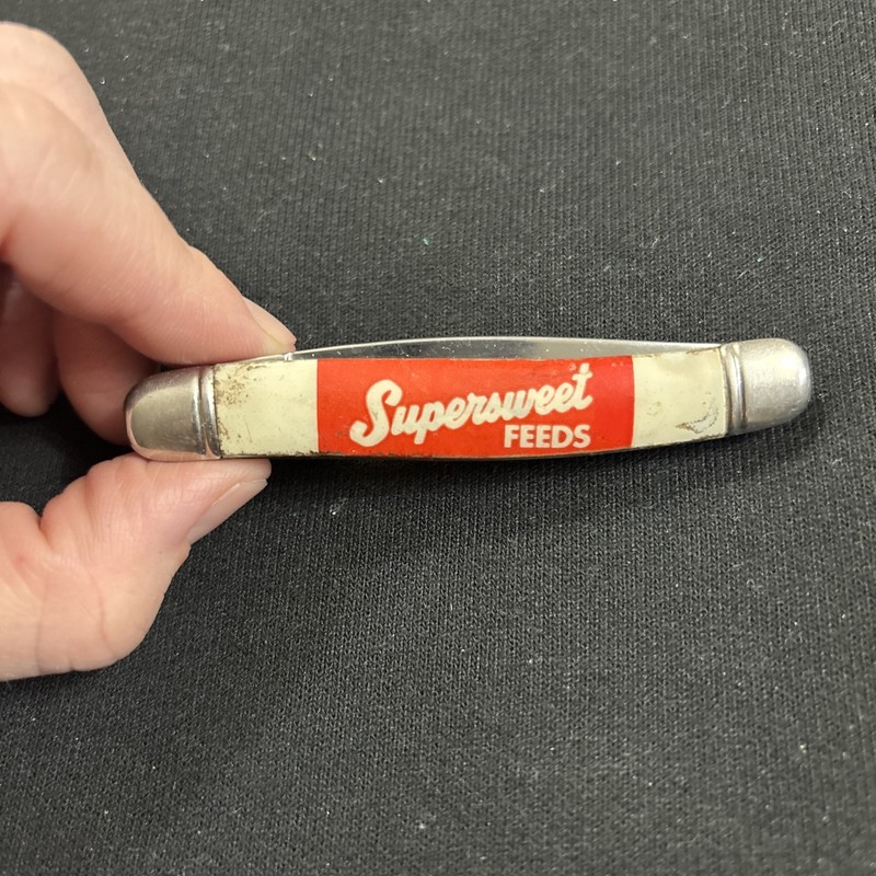 Vintage SuperSweet Feeds Pocket Knife Seed Feed Farm Dealer Salesman Corn