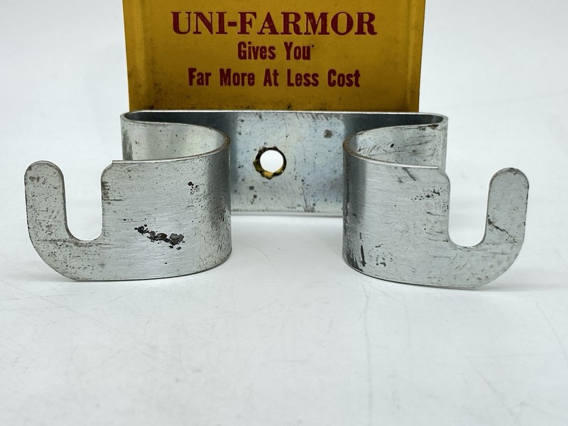 VTH Handy Broom & Utensil Holder w Original Box Minneapolis Moline Tractor gallery