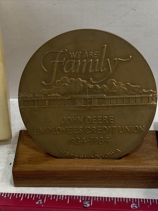 JOHN DEERE Credit Union Waterloo Ia 50th anniversary  bronze Medallion 1984 gallery