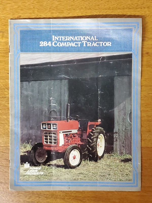 International Harvester 284 Compact Tractor Dealer Brochure 8 Color Pages 8½×11″