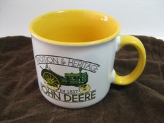 JOHN DEERE TRADITION & HERITAGE 20 OZ COFFEE MUG MINT CONDITION