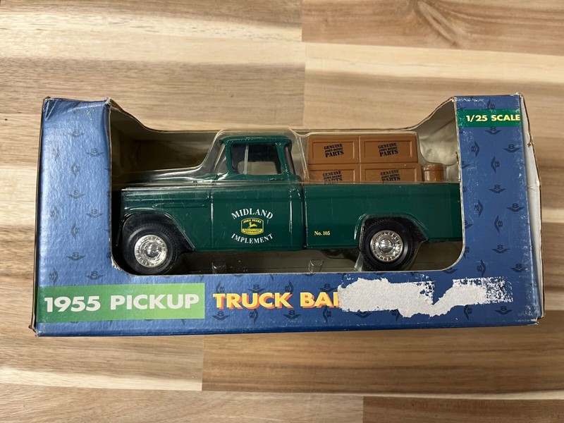 John Deere ERTL #5614 Diecast 1/25 1955 Chevrolet Pickup Truck Bank