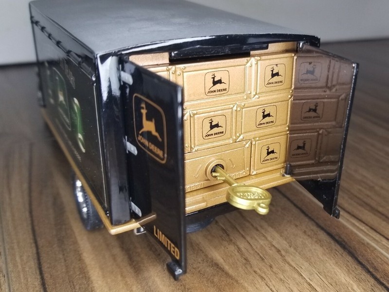 Vintage 1997: Liberty Classics John Deere 1942 Chevrolet Truck Die-Cast Bank gallery