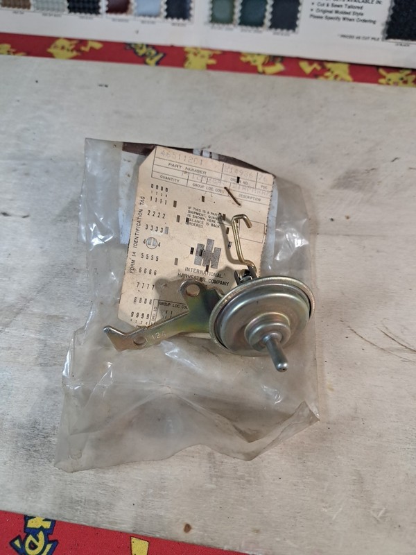 NOS International Harvester 465112c1 Diaphragm/Carburetor Choke