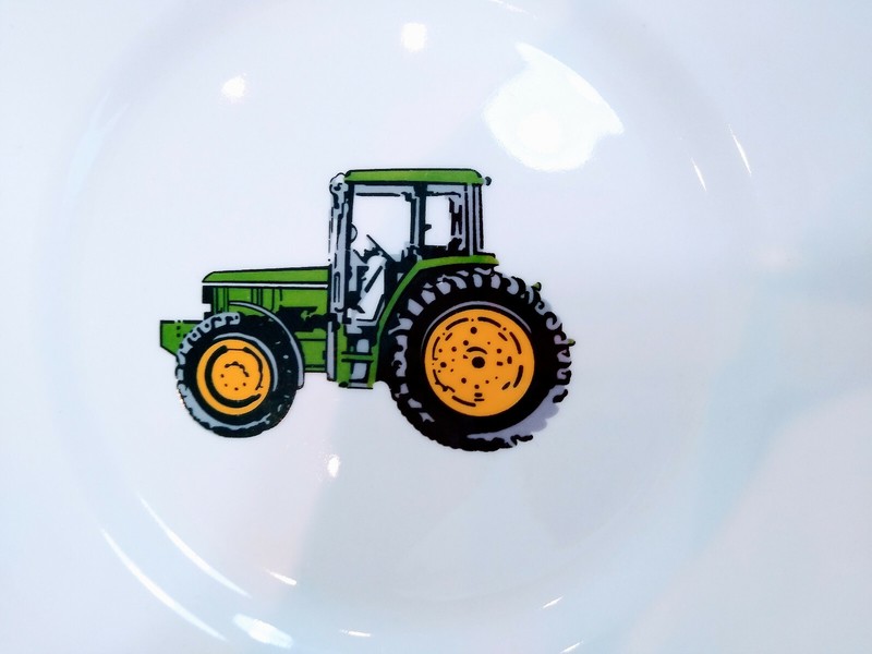 John Deere Plate Bowls Set of 4 Soup Salad 9" Gibson gallery