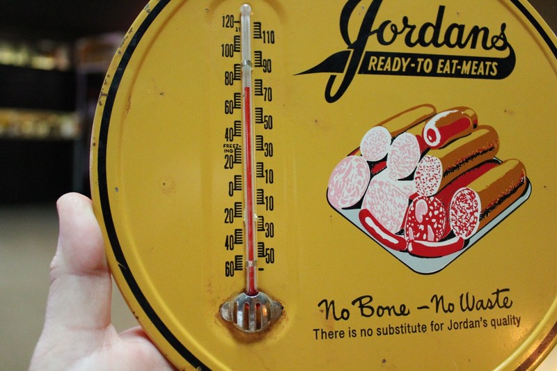 RARE 1950s JORDAN MEAT MARKET STORE METAL THERMOMETER SIGN FARM PIG HOG COW IH gallery