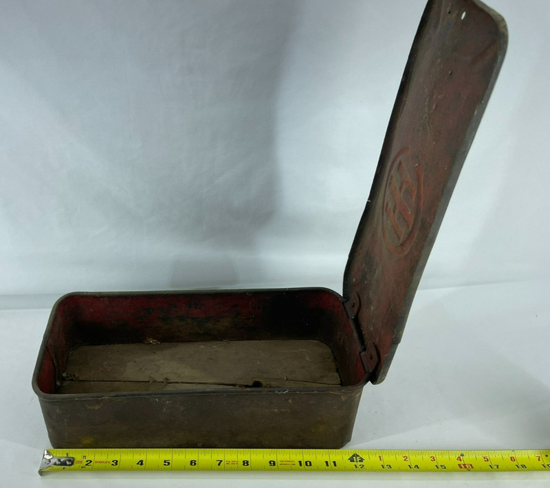 VINTAGE IHC INTERNATIONAL HARVESTER TRACTOR HINGED TOOLBOX CHEST METAL/WOOD gallery