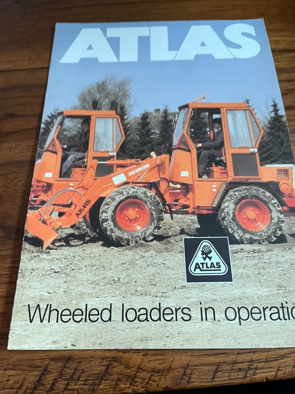 Atlas Wheel Loader Buyers Guide Brochure AMIL22
