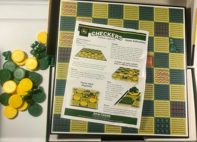 John Deere 2013 Checkers Board Game Masterpieces Puzzle Co 41304 Complete VG HTF gallery