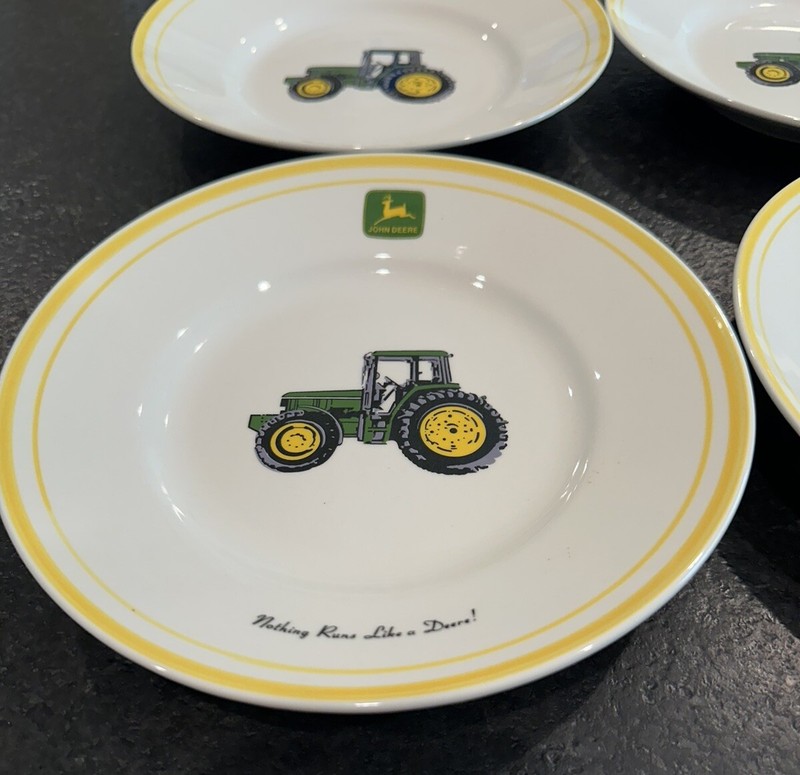 John Deere Tractor 9" Dessert/Salad Plates (4) Gibson Nothing Runs Like A Deere gallery