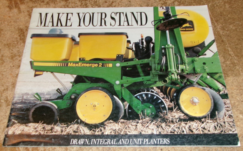 1992 john deere drawn,integral + unit planters brochure very good used