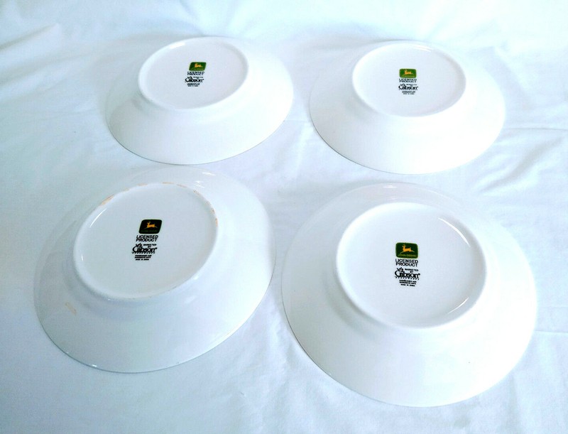 John Deere Plate Bowls Set of 4 Soup Salad 9" Gibson gallery