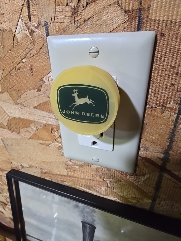 Vintage John Deere Advertising 4 Leg Deere Logo Night Light Lot Of 3 - READ gallery