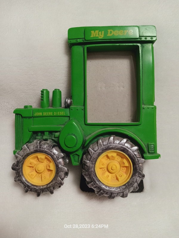 Enesco John Deere “MY DEERE” Tractor Desk Table Picture Frame 2.5″ x 3″ 2000