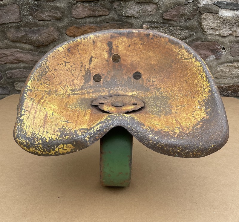 FANTASTIC Vintage John Deere METAL TRACTOR SEAT Yellow w/Green Mount, 1930s/40s