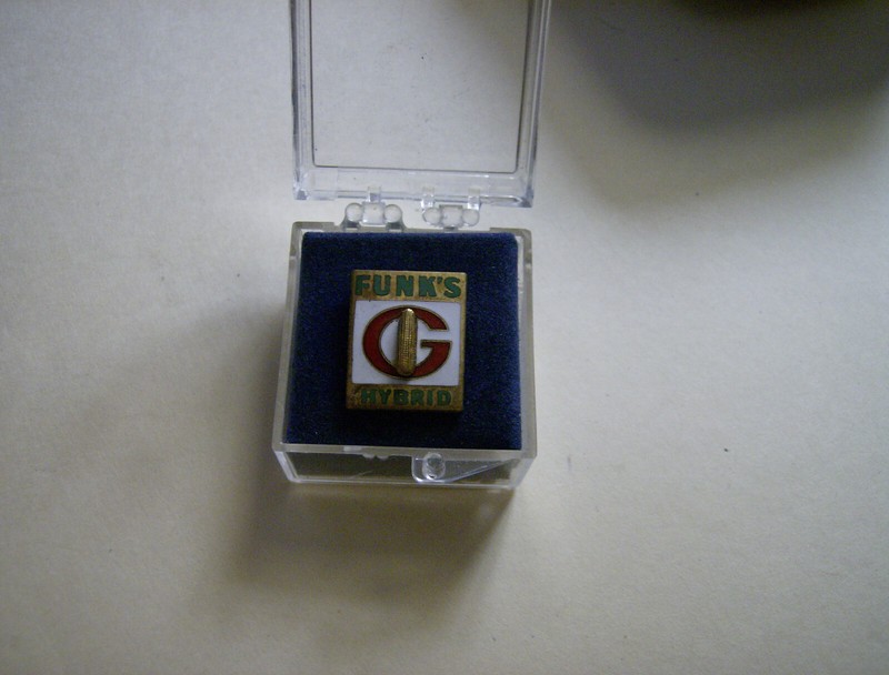 FUNKS HYBRID Seed Company Seed Corn Tie Tack
