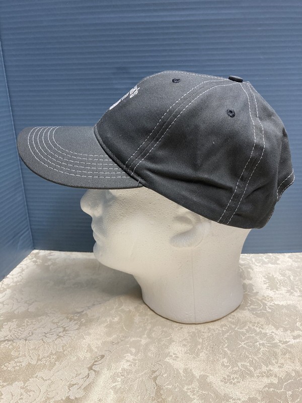 Becks Seed Hat/Cap Embroidered SnapBack Gray Made USA Excellent Condition gallery
