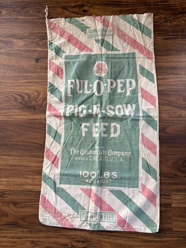 Vintage Ful-O-Pep, Fighting Roosters, Pig-N-Sow Feed, Quaker Oats Cloth Sack
