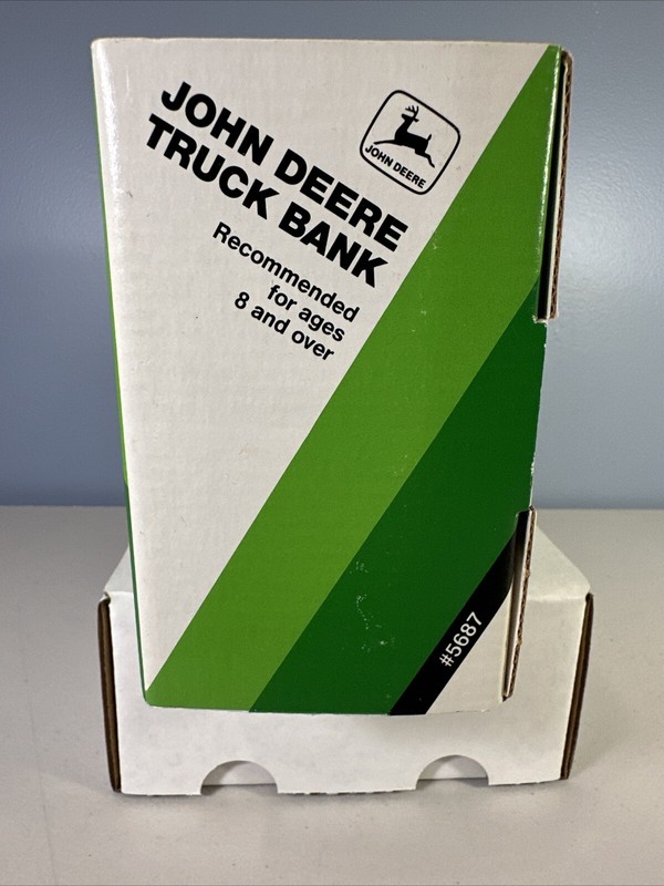1991 Ertl John Deere Truck Bank Hawkeye Crate Delivery NEW 1/34 Made USA #5687 gallery