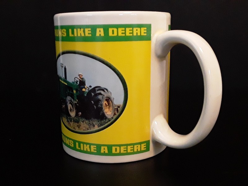 John Deere 2004 Collector Series Coffee Mug 8 Oz # 31251 & # 31151 Lot Of 2 gallery
