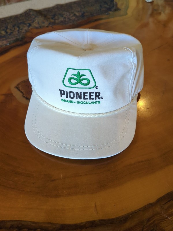 Vtg 1980 K-PRODUCTS PIONEER BRAND INOCUULANTS FARM ADJUSTABLE WHITE HAT CAP