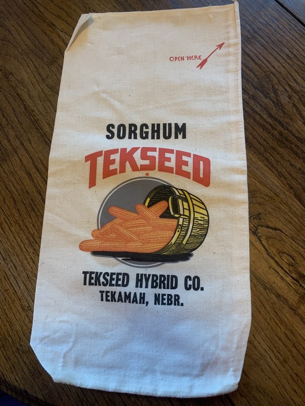 TEKSEED HYBRID CO. TEKAMAH, NEBR. 9” X 17.75” Sorghum Seed Sack. BEMIS OMAHA Bag