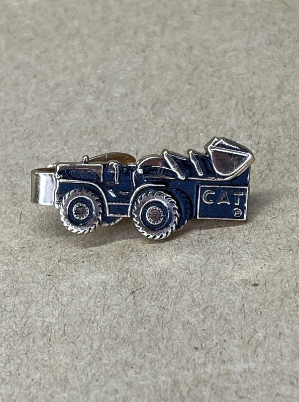 Caterpillar Heavy Machinery Farm Equipment Tie Clip Bar Vintage Advertising