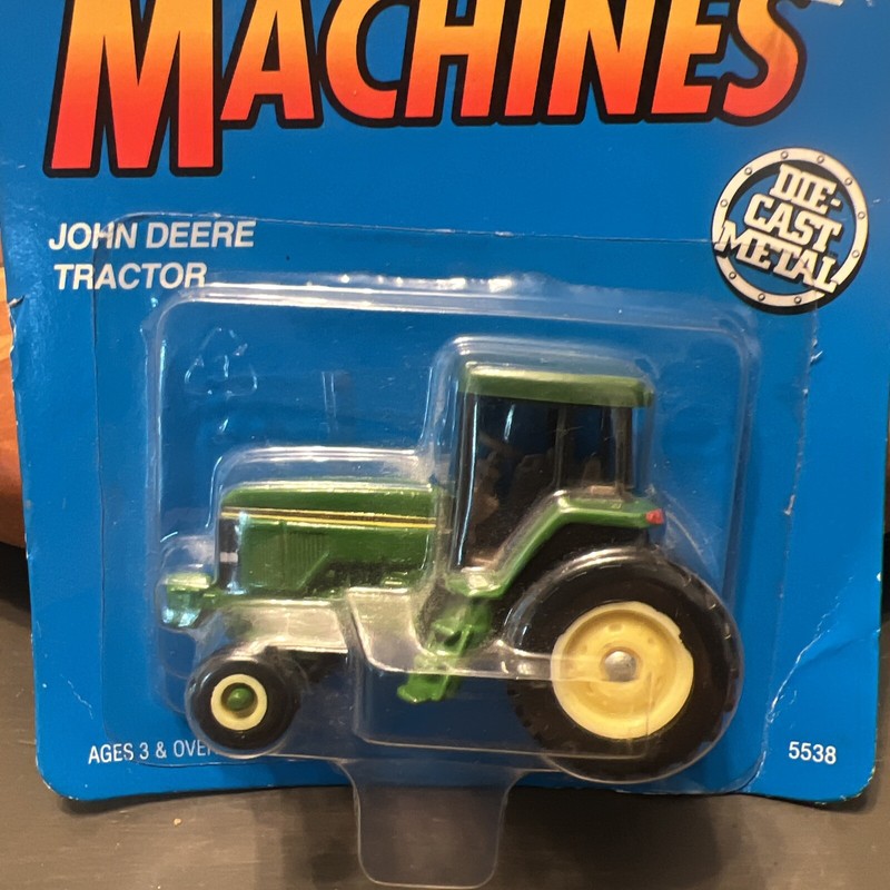 Vintage 1993 Ertl Farm Machines Die-Cast Metal John Deere Tractor in 1:64 Scale gallery