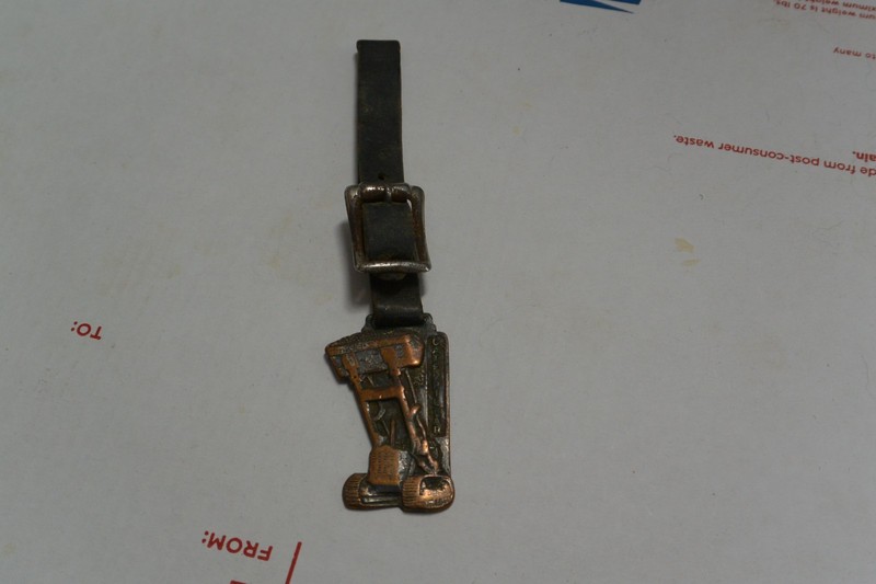 CATERPILLAR ADVERTISING WATCH FOB VINTAGE LINCOLN EQUIPMENT COMPANY