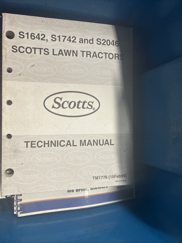 John Deere Scotts Lawn Tractors TM1776 Technical Manual