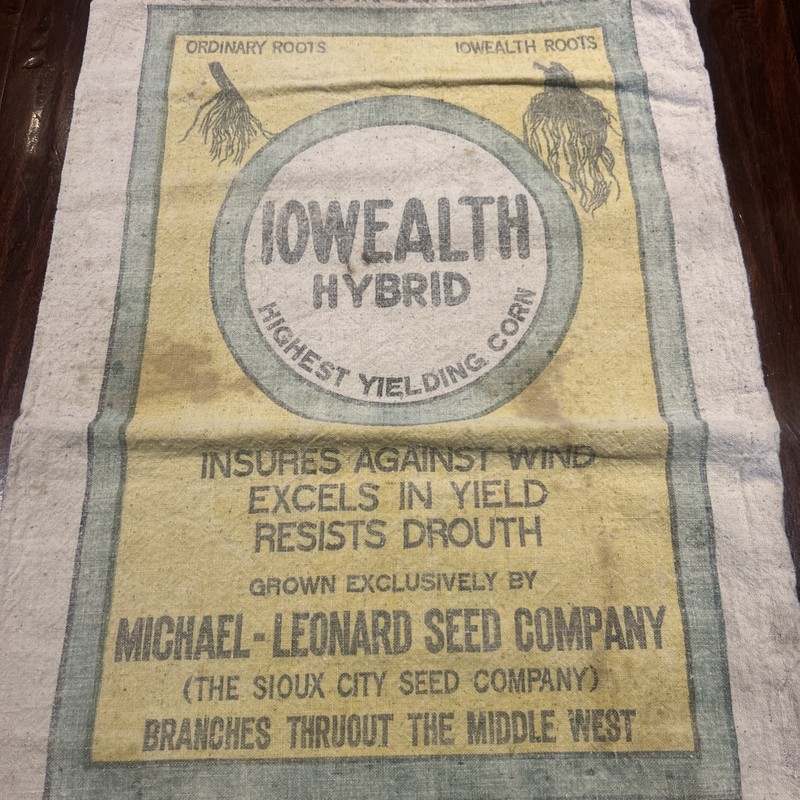 RARE Vintage IOWEALTH Hybrid Sioux City Advertising Cloth Corn Seed Sack gallery