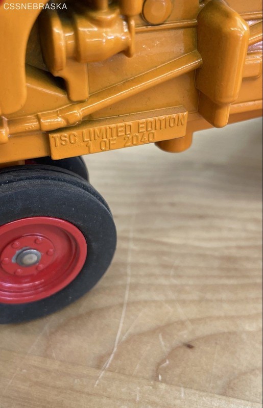 Spec Cast Minneapolis-Moline Die-Cast Tractor TSC Limited Edition 1 of 2040 gallery