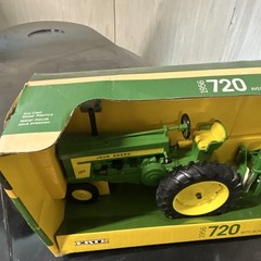 John Deere Ertl 1956 720 w/ Blade 1/16 Die-Cast Metal Replica Agriculture