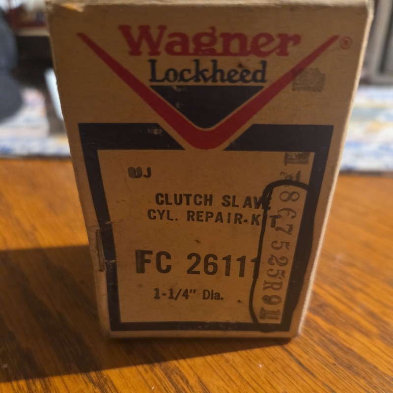 nos international harvester/wagner cluth slave cyl repair kit 867525R91 qty1