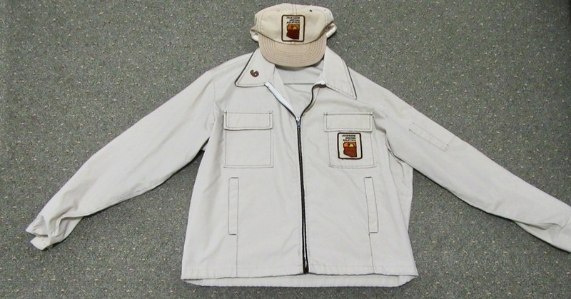 Vintage John Deere Arizona Airlift 1979 Product Introduction Cap & Jacket