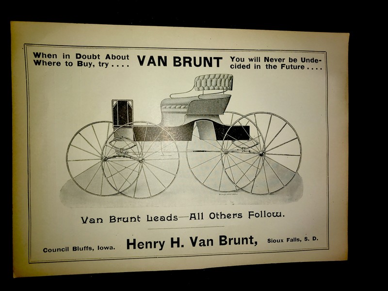 1905 Van Brunt Wagon – Council Bluffs IA – Sioux Falls SD – Farm Advertising