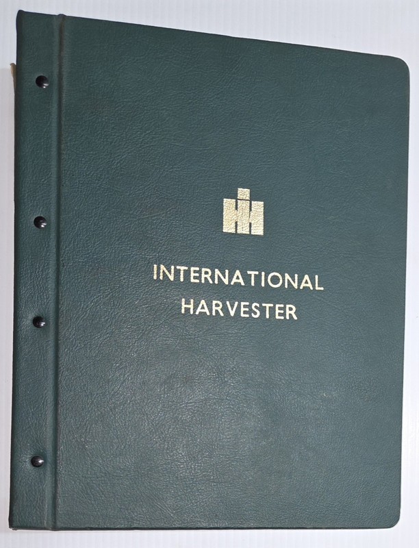 International Harvester Vintage Dark Green Binder Service Bulletins Memorabilia