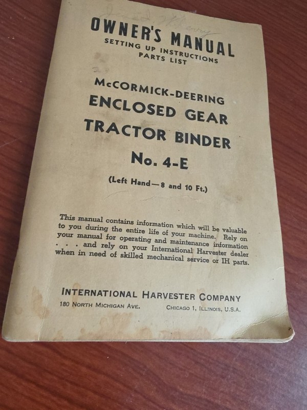 Vintage McCormick-Deering Owner s Manual 1946 Tractor Binder 4-E