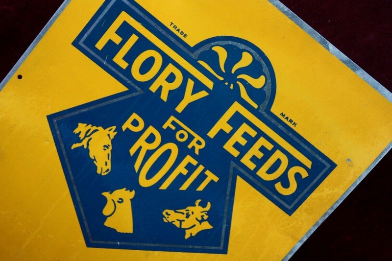 ** VINTAGE FLORY FEEDS FOR PROFIT ADVERTISING SIGN METAL OLD FARM SEED FEED **